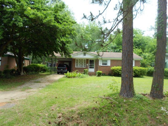 405 Hudson Ln, Albany, GA 31705 - photo 1