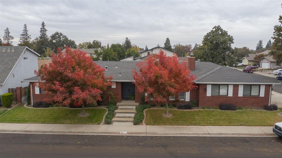 36 Black Pine Way, Oakdale, CA 95361 - photo 1