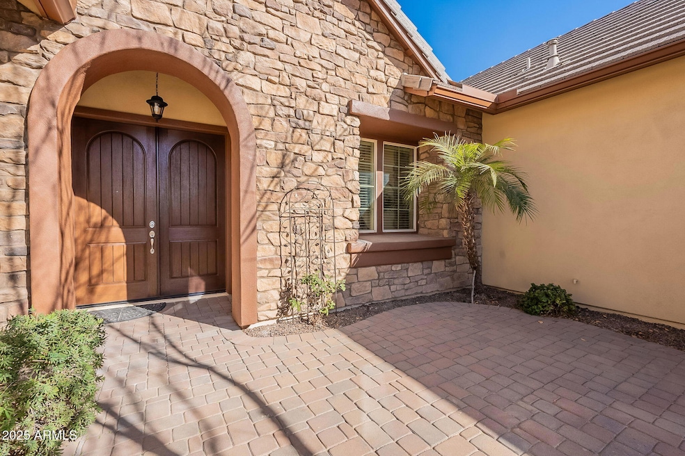 2952 E Warbler Rd, Gilbert, AZ 85297 - photo 1