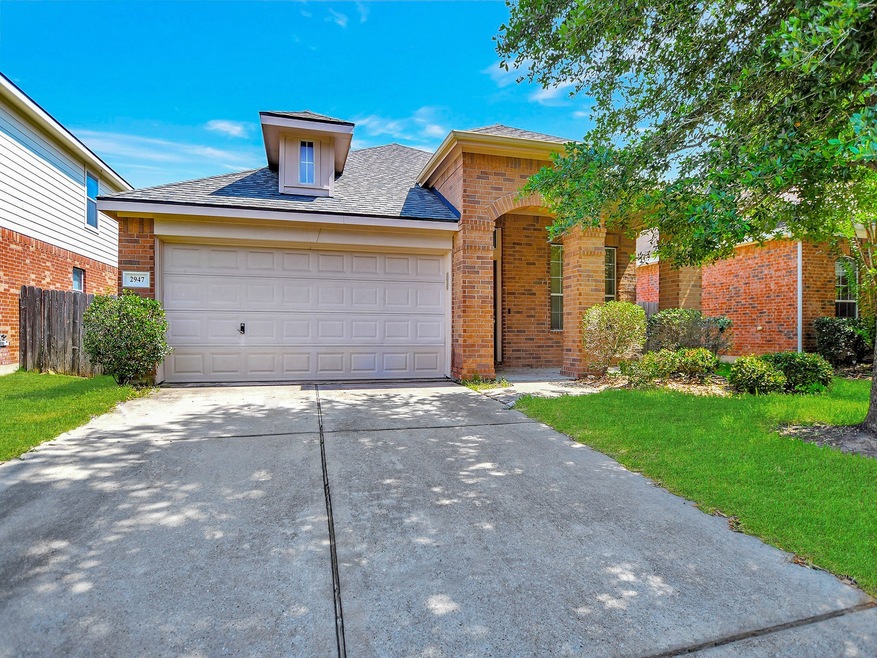 2947 Smokey Forest Ln, Spring, TX 77386 - photo 1