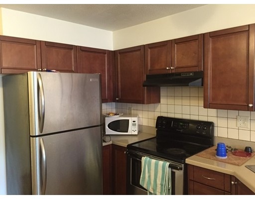 569 Washington St, Quincy, MA 02169 - photo 1