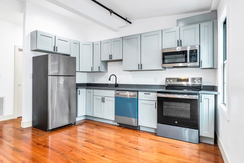 For Rent $2,350/month • Co-Listing Agent