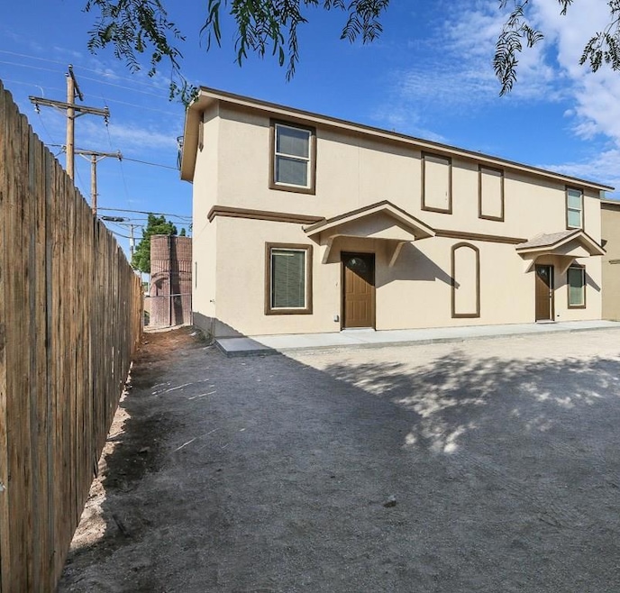 512 Center Way, El Paso, TX 79915 - photo 1