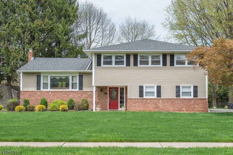 15 Amboy Rd, Wayne, NJ 07470 - photo 1