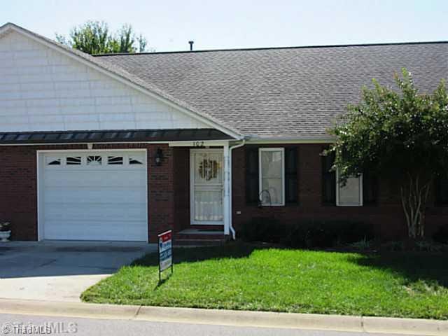 3140 Zoo Pkwy unit 102, Asheboro, NC 27205 - photo 1