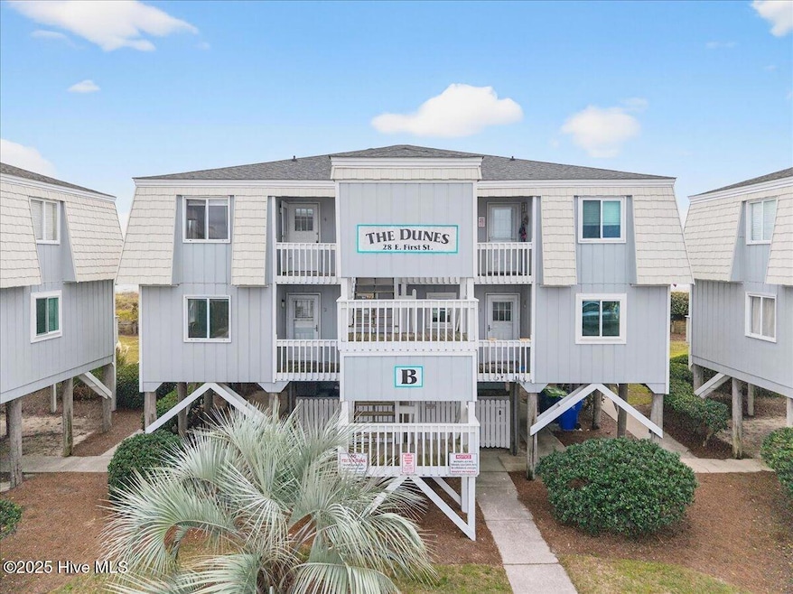 28 E First St unit 2B, Ocean Isle Beach, NC 28469 - photo 1