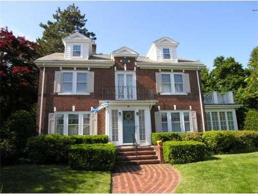 1141 Great Plain Ave, Needham, MA 02492 - photo 1