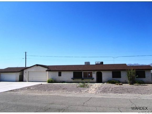 Great Ranch  2 Garages