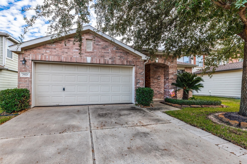 29326 Legends Line Dr, Spring, TX 77386 - photo 1