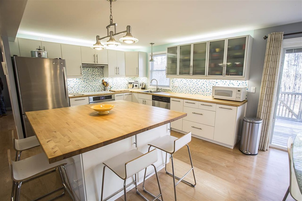 2 Forest St, Derry, NH 03038 - photo 1