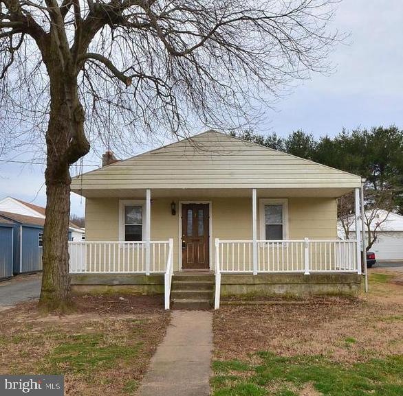 11119 Bird River Grove Rd, White Marsh, MD 21162 - photo 1