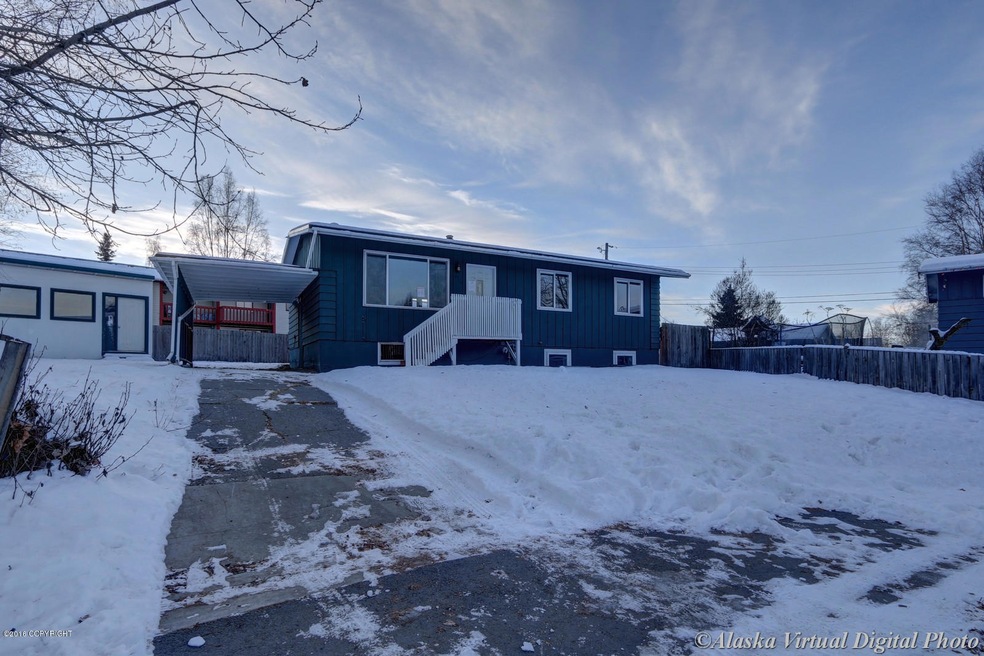 4106 Gilmore Ct, Anchorage, AK 99503 - photo 1
