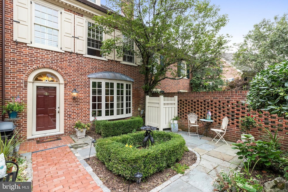 401 Willowmere Ln, Ambler, PA 19002 - photo 1