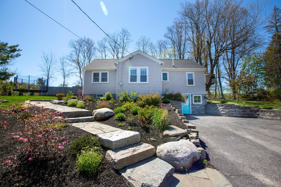 8 Roberts, Falmouth LR-1