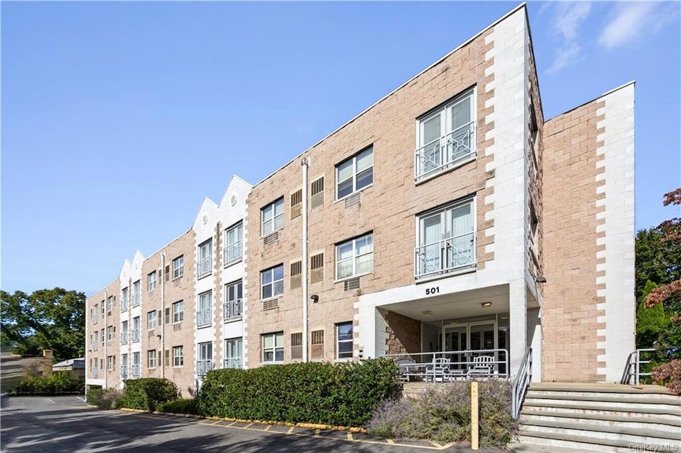 501 N Barry Ave unit 1B, Mamaroneck, NY 10543 - photo 1