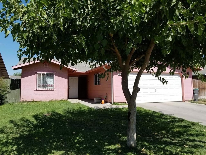 14704 Walker Rd, Poplar, CA 93258 - photo 1