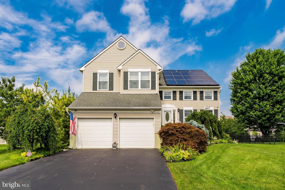 112 Hibiscus Dr, Burlington, NJ 08016 - photo 1