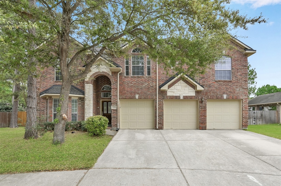3226 Vincent Crossing Dr, Spring, TX 77386 - photo 1