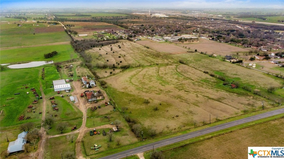 000 E Main, Troy, TX 76579 - photo 1