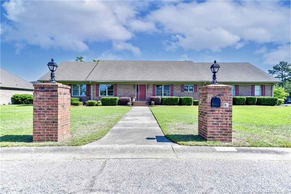 4712 Flintcastle Rd, Fayetteville, NC 28314 - photo 1