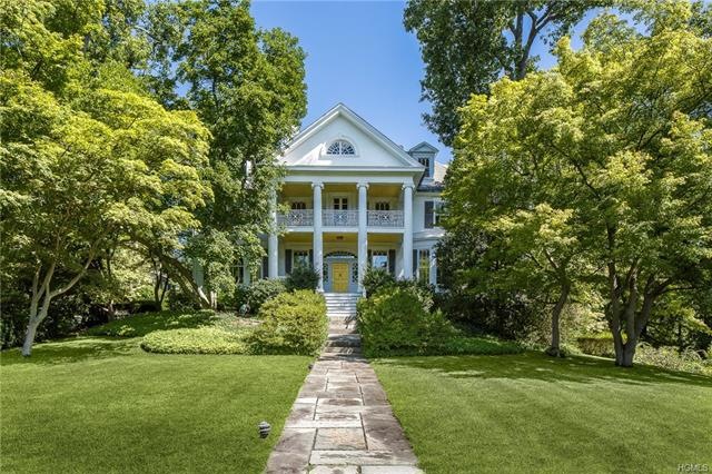 3 Wellington Cir, Bronxville, NY 10708 - photo 1