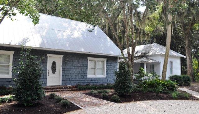 122 Virginia Dr, Saint Simons Island, GA 31522 - photo 1