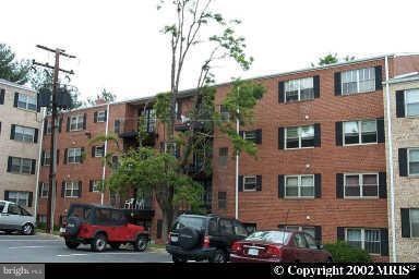 401 N Beauregard St unit 202, Alexandria, VA 22312 - photo 1