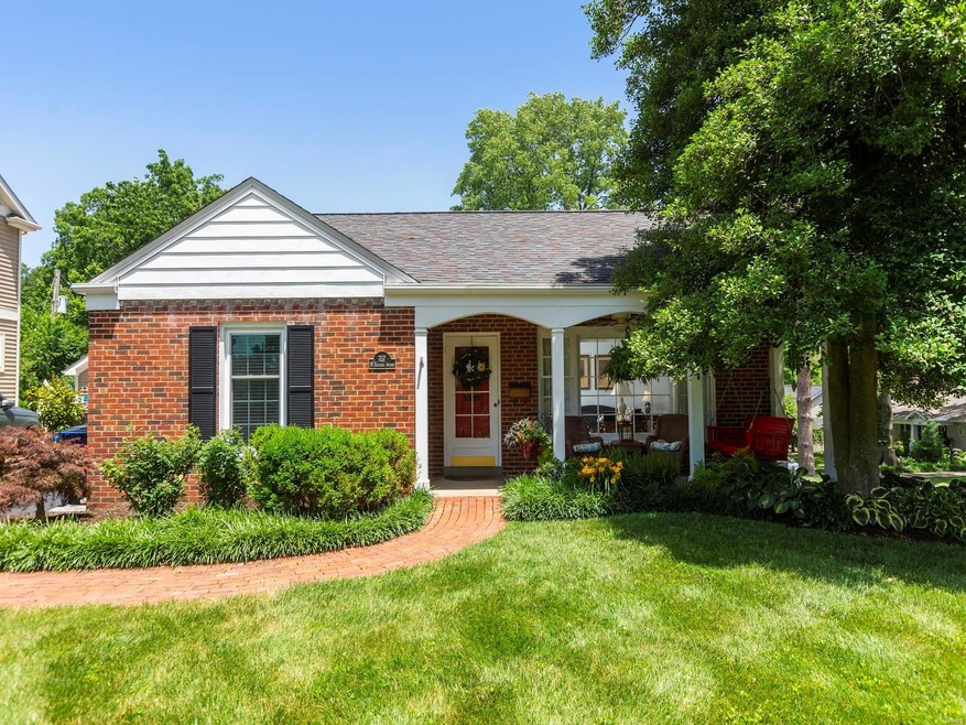A pristine Glendale bungalow...
