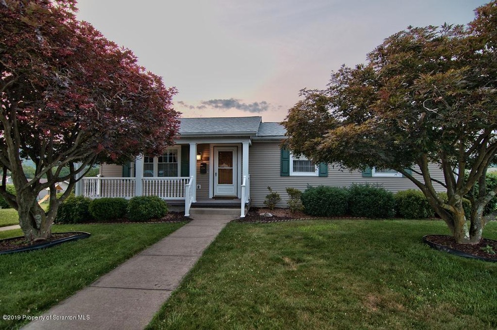 1006 Watkins St, Taylor, PA 18517 - photo 1