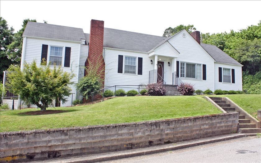 75 Delaware St, Ellijay, GA 30540 - photo 1