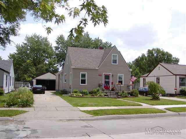 25760 Rose St, Roseville, MI 48066 - photo 1