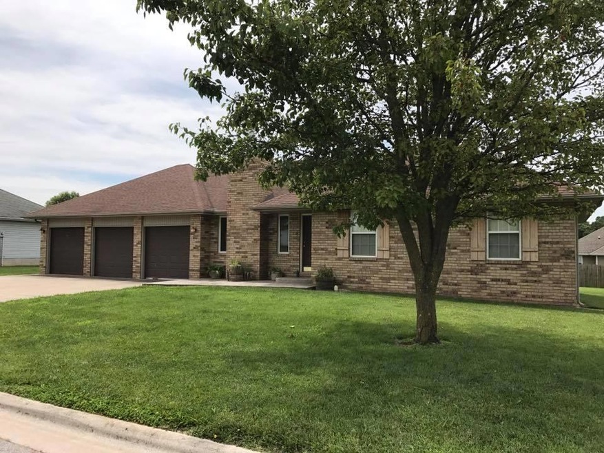 19642564_10154569918031196_2070812135643