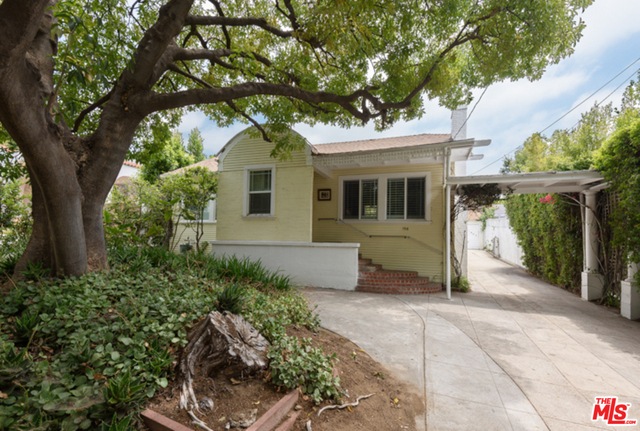 Cute CA Bungalow