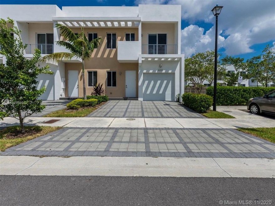 10235 NW 72nd St, Doral, FL 33178 - photo 1