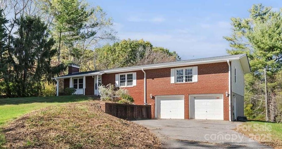 Under Contract $515,000