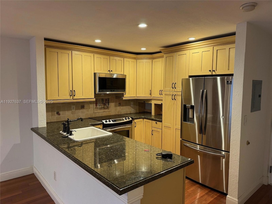 7845 Camino Real unit O311, Miami, FL 33143 - photo 1