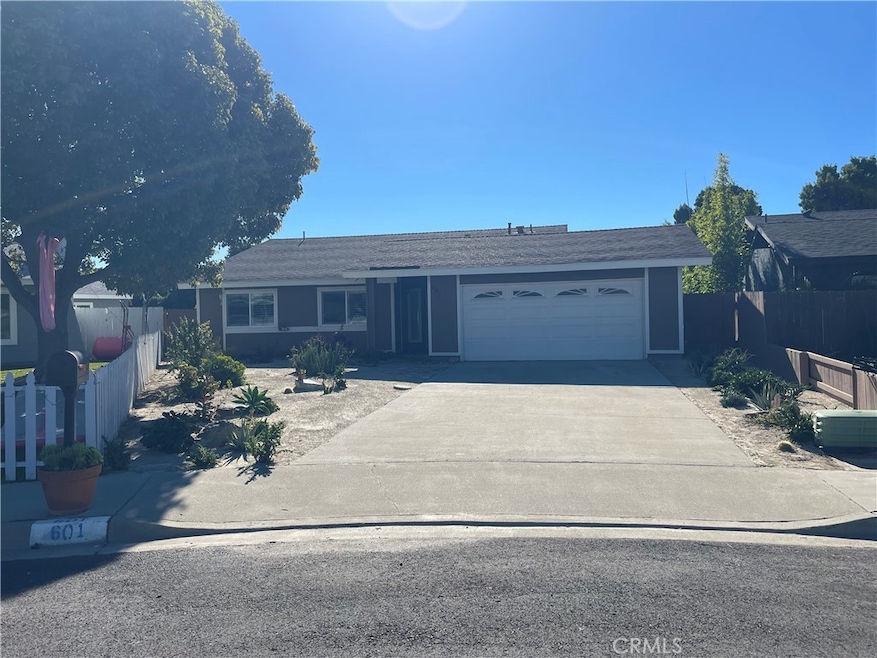 601 Hunter St, Oceanside, CA 92058 - photo 1