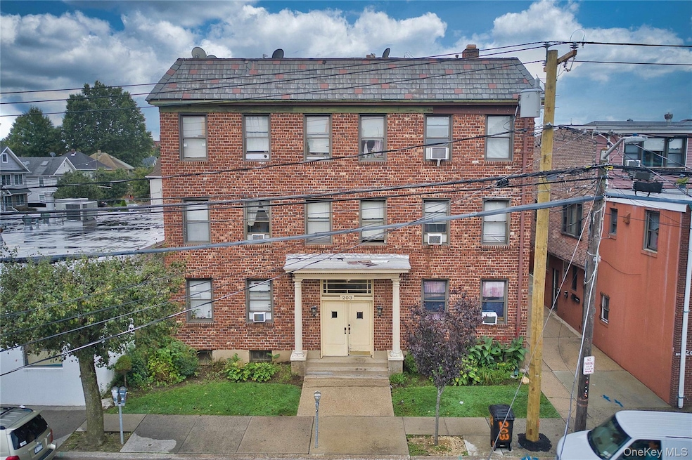 For Rent $1,850/month