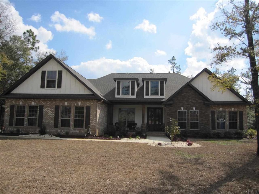 3,720 sq.ft of FUNCTIONAL living space!