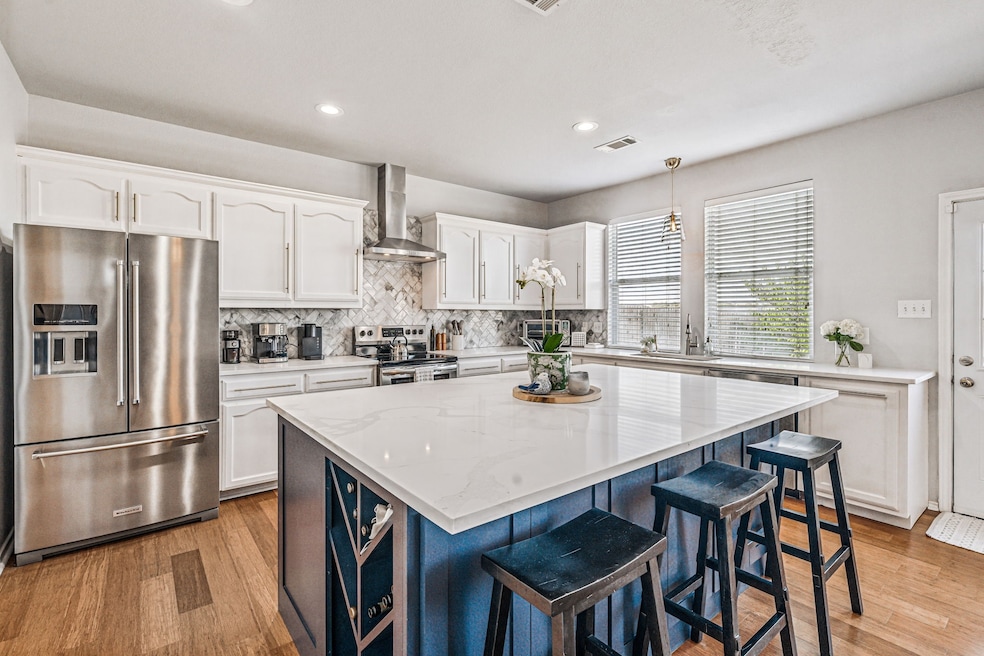 9661 Minton Dr, Fort Worth, TX 76108 - photo 1