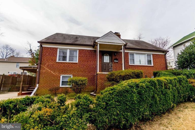 2923 Preston Ave, Alexandria, VA 22306 - photo 1