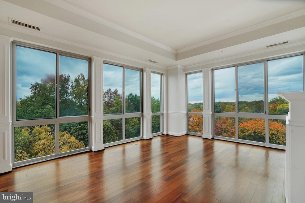 Pending $879,000 • Co-Listing Agent