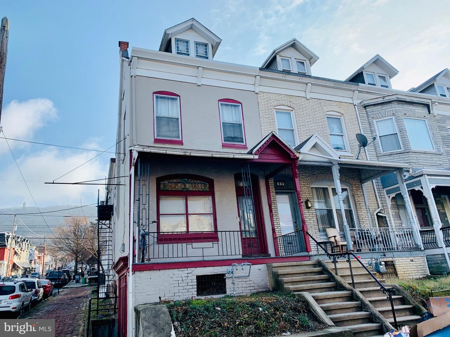 661 N 11th St, Reading, PA 19604 - photo 1