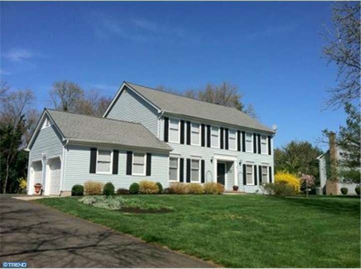 8 Stockton Dr, Cranbury, NJ 08512 - photo 1