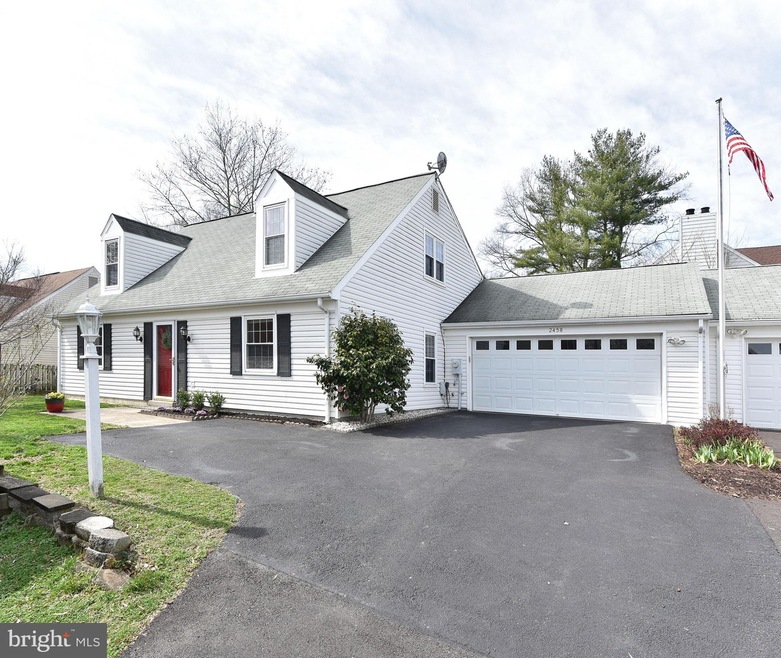 2458 Yarmouth Ln, Crofton, MD 21114 - photo 1