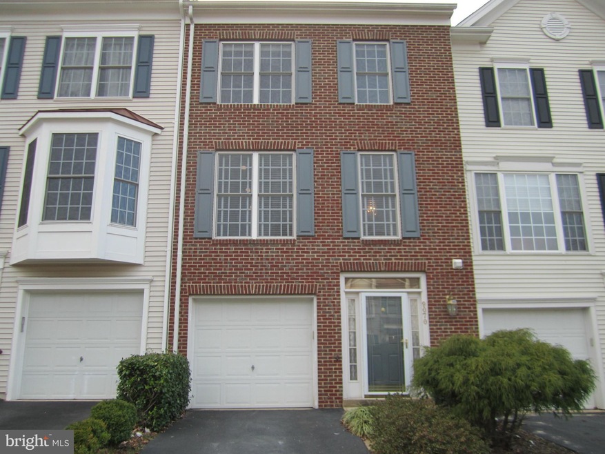 9070 Two Bays Rd, Lorton, VA 22079 - photo 1