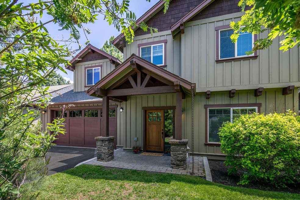 61426 Linton Loop, Bend, OR 97702 - photo 1