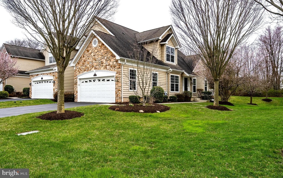 133 Sagewood Dr unit 8184, Malvern, PA 19355 - photo 1