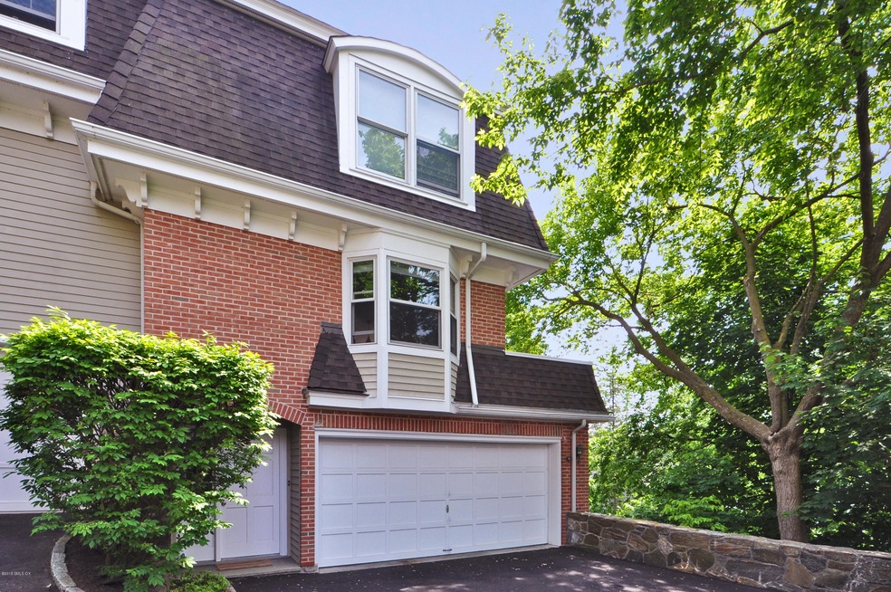 172 Field Point Exterior