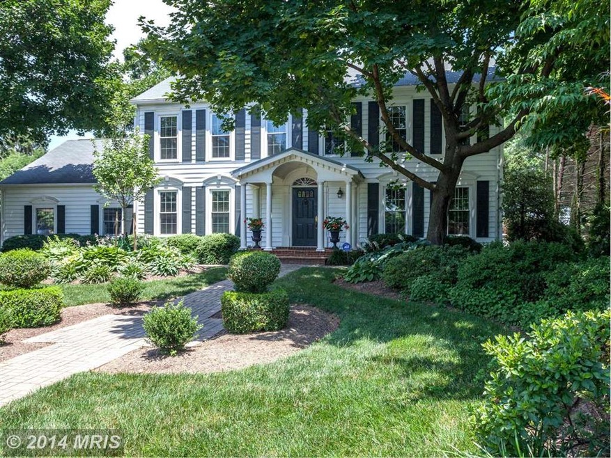 527 W Main St, Purcellville, VA 20132 - photo 1